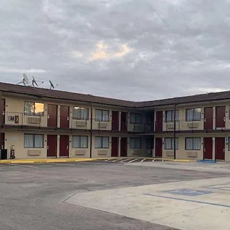 Motel Red Roof San Antonio E - Frost Bank Center
